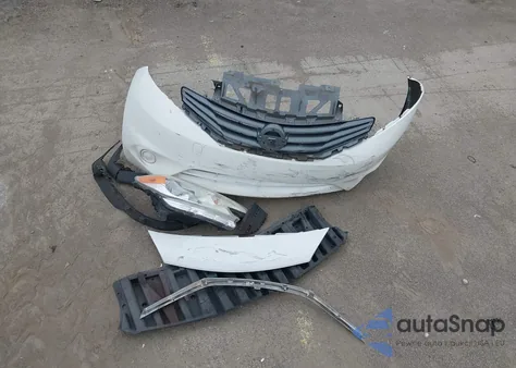 2015 Nissan Versa Note Sv z USA, uszkodzony, nr VIN 3N1CE2CP2FL444479